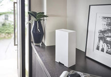 將圖片載入圖庫檢視器 日本品牌YAMAZAKI 山崎磁吸式口罩收納盒😷(直款)